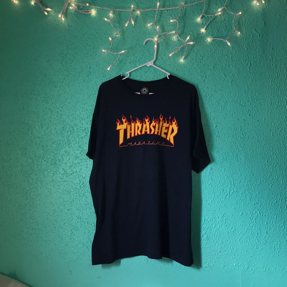 Men’s Thrasher shirt